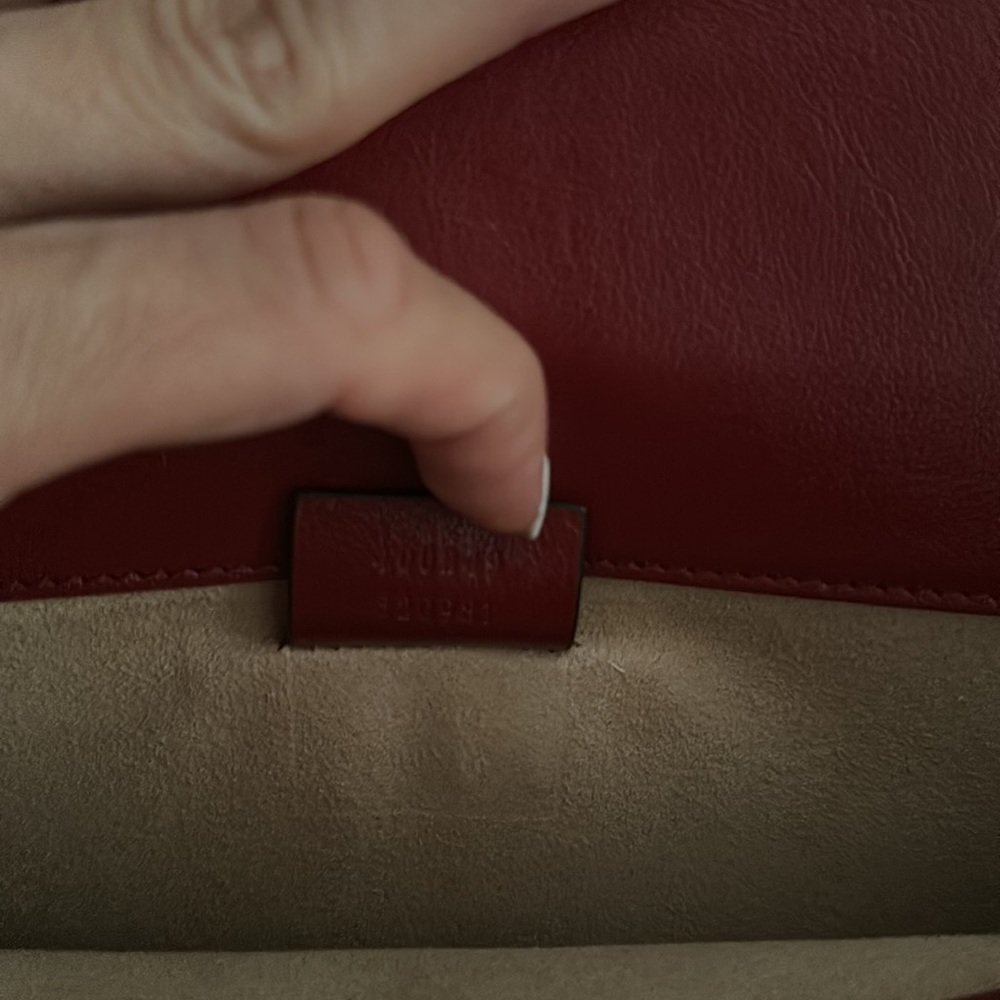 Gucci  perfect condition 100% original - Picture 9 of 15